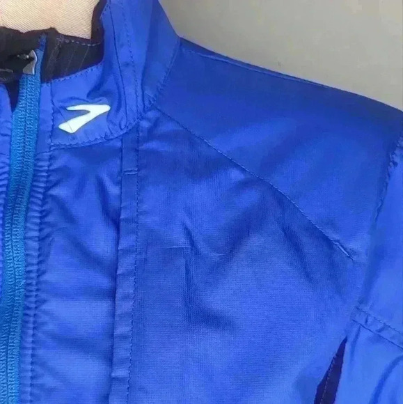 Brooks Jacket Womens Size Small Blue Athletic Lightweight Full Zip Running - Picture 2 of 12